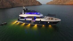 
										MONTE CARLO YACHTS Mcy 86 2017 full									