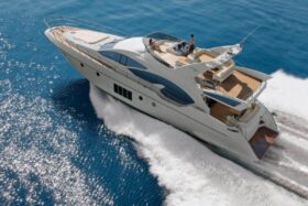 AZIMUT 70 2011