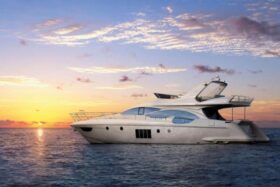 AZIMUT 70 2011