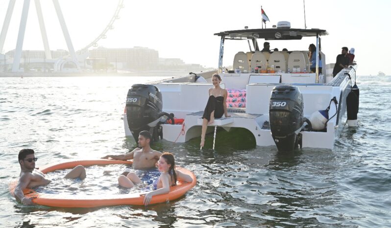 
								CATAMARAN V marine 2025 full									