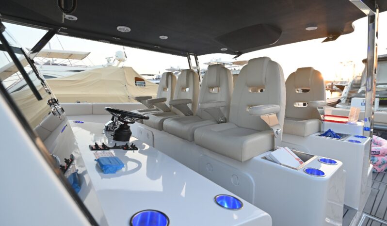 
								CATAMARAN V marine 2025 full									